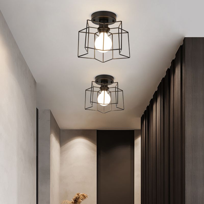 Star Metal Close to Ceiling Light Simple Ceiling Mounted Fixture