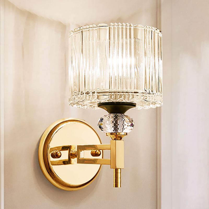Eigentijds 1 licht wandlamp met een kristalschaduw gouden cilinder sconce licht