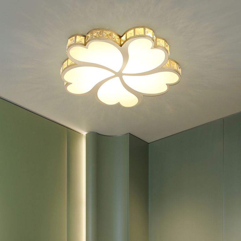 Flower Ceiling Mounted Fixture Contemporary Crystal Block LED Gold Flush Lamp in Warm/White Light