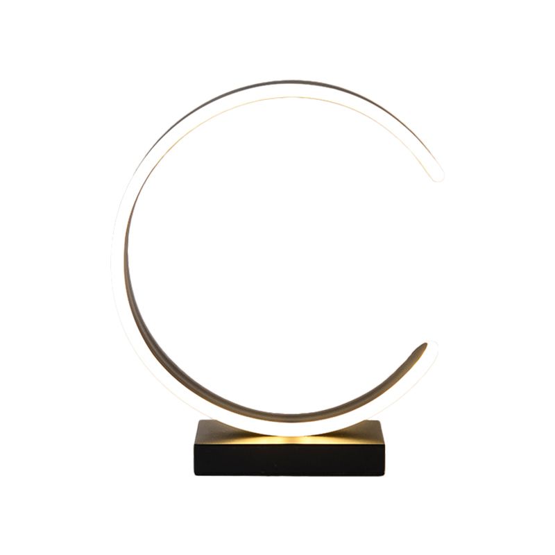Lampada da tavolo a LED per camera da letto Minimalismo Lampada da comodino bianco/nero con paralume metallico a forma di C
