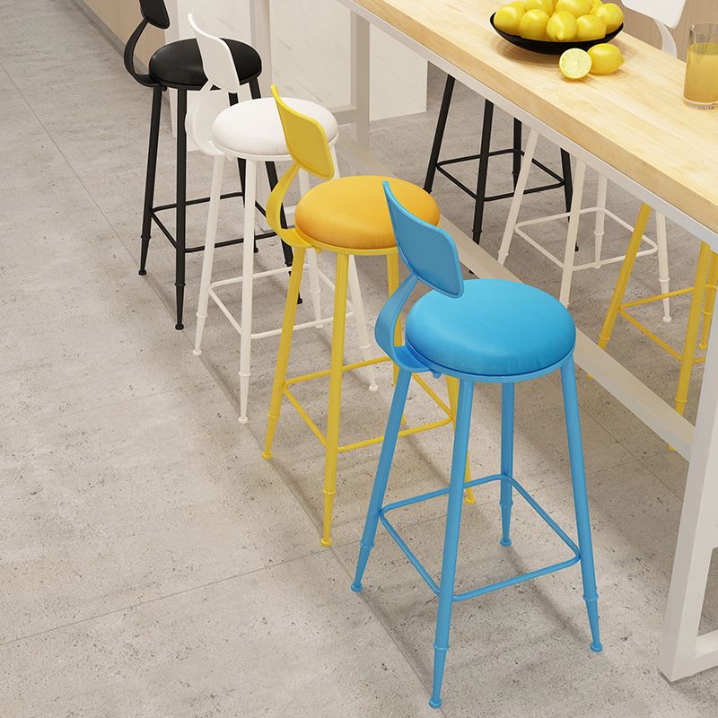 Matte Finish Iron Bar Stool Industrial Low Back Milk Tea Shop Stool