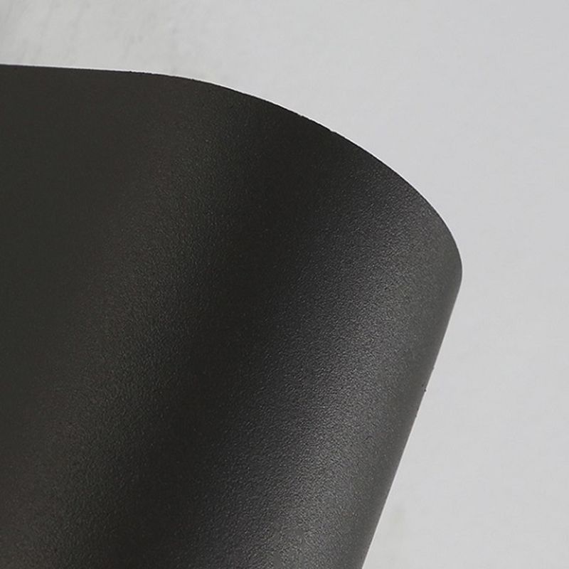 1 Licht halb geometrische Wandleuchte moderne einfache Metallwandbeleuchtung in Schwarz