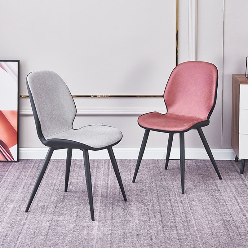 Silla de comedor de metal moderno Silla lateral con respaldo para uso en restaurantes