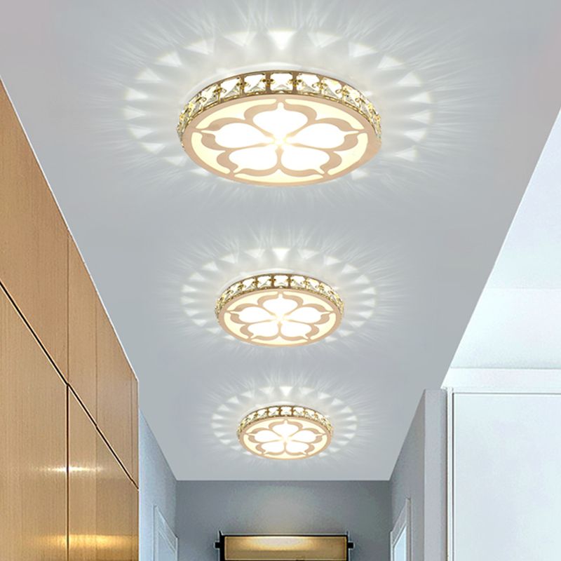Round Flush Mount Lamp Modernity Faceted Crystal White/Gold LED Ceiling Light Fixture with Flower Pattern