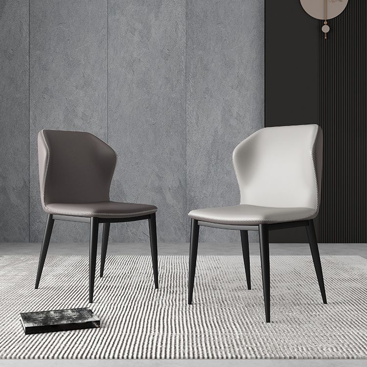 Sillas de comedor de metal industrial, silla lateral sin brazos para uso en restaurantes (juego de 2)