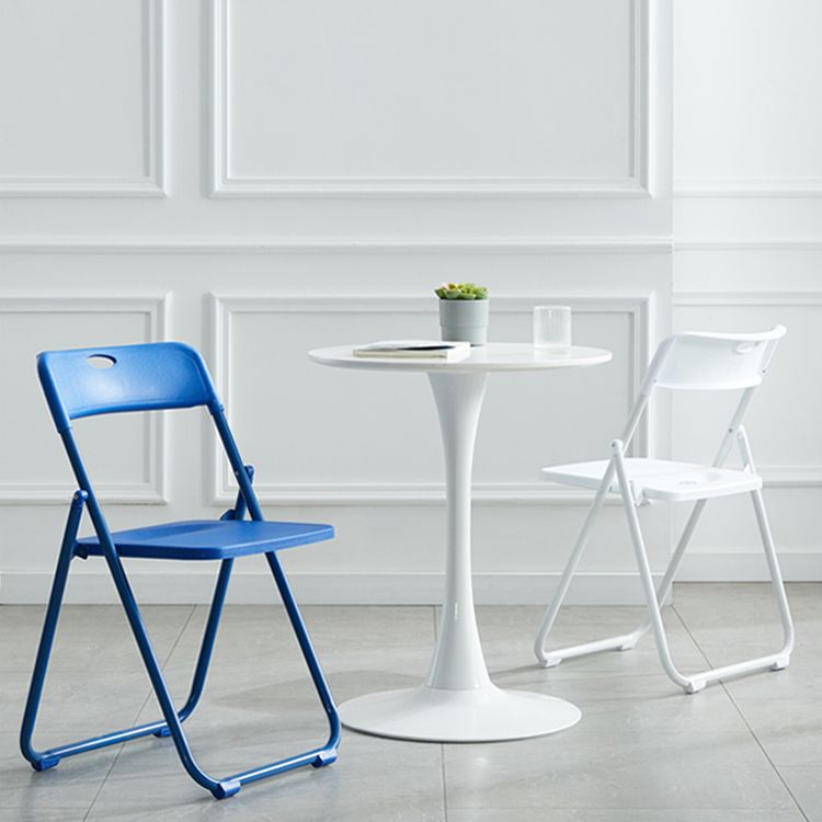 Silla de metal moderna para interiores y exteriores, silla lateral de comedor plegable con respaldo abierto y sin brazos