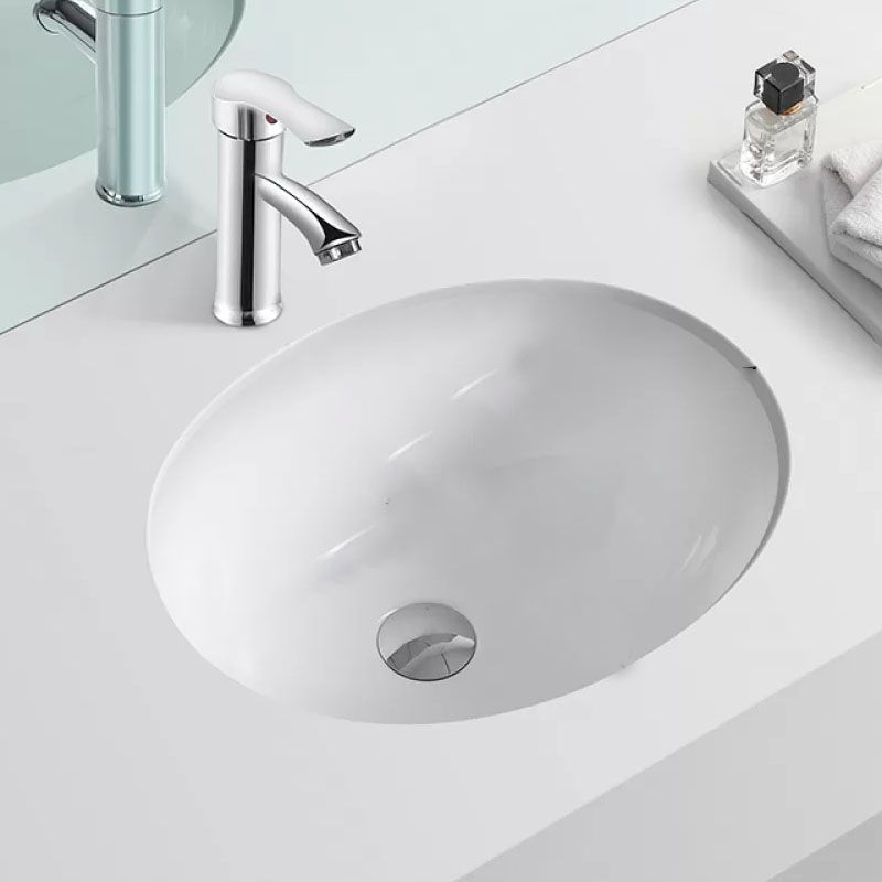 Bathroom Sink Ceramic White Round Anti-spill Sink with Faucet