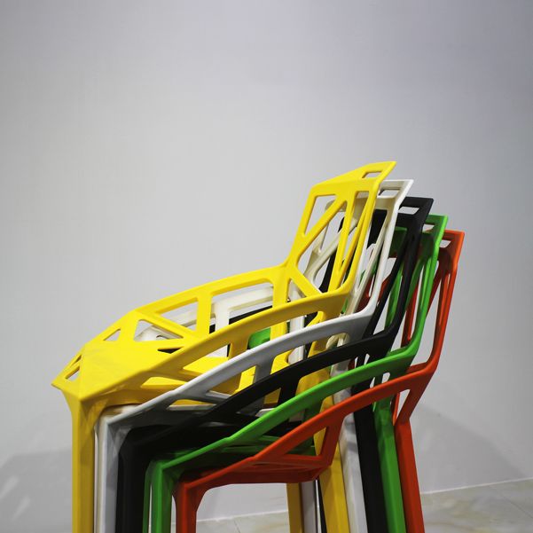 Silla de comedor de estilo moderno, silla auxiliar de plástico con brazo de comedor para cocina (juego de 4)