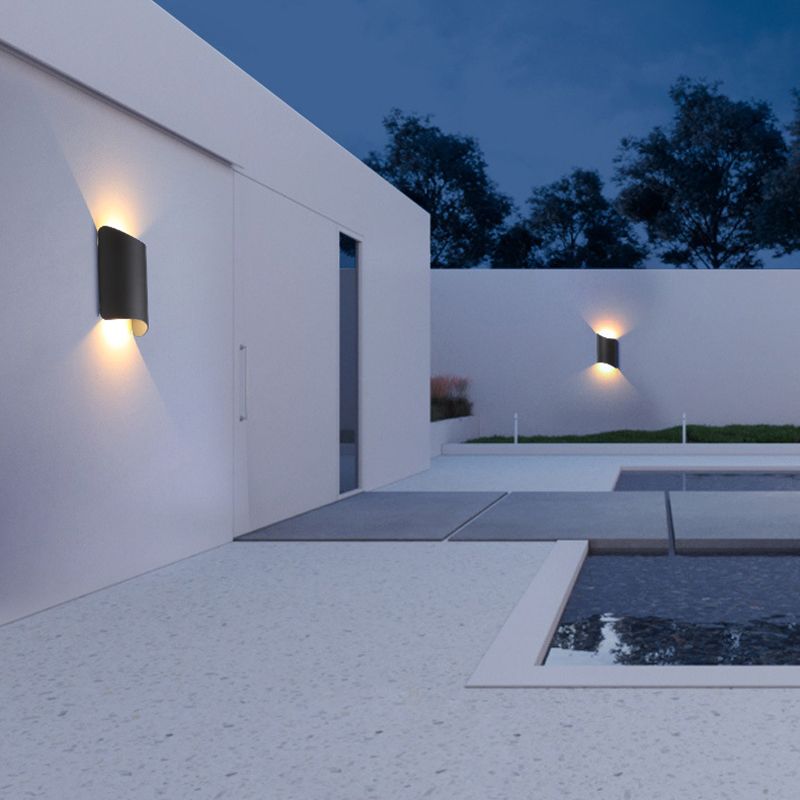 Black 2-Light LED Wall Lamp in Modern Simplicity Aluminium Waterproof Wall Light with Glass Shade