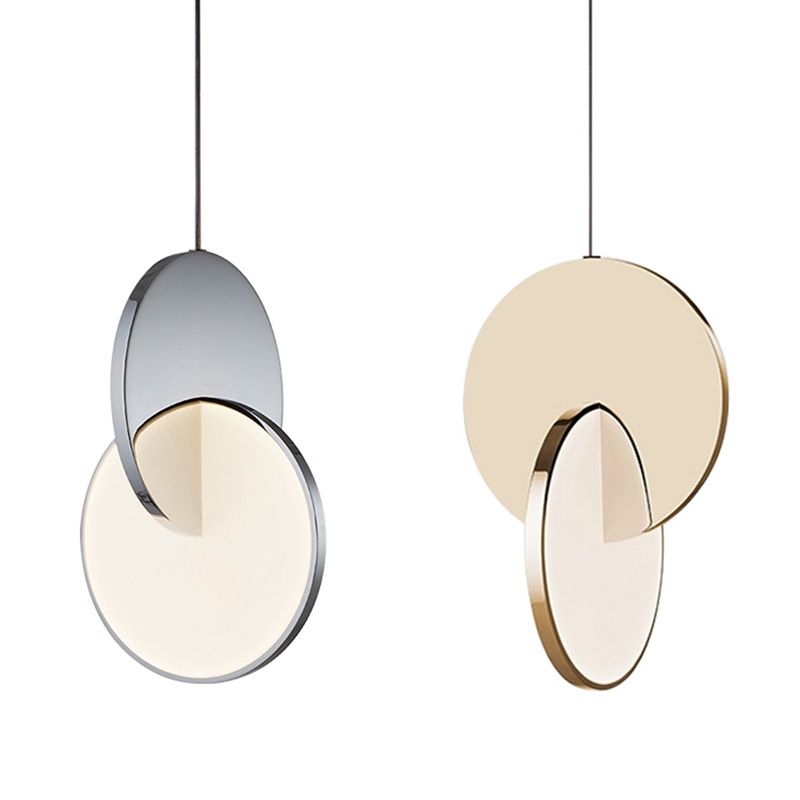 Embedded Round Piece Creative LED Hanging Light Post-modern Style Metal Pendant Lamp for Coffee Shop Restaurants