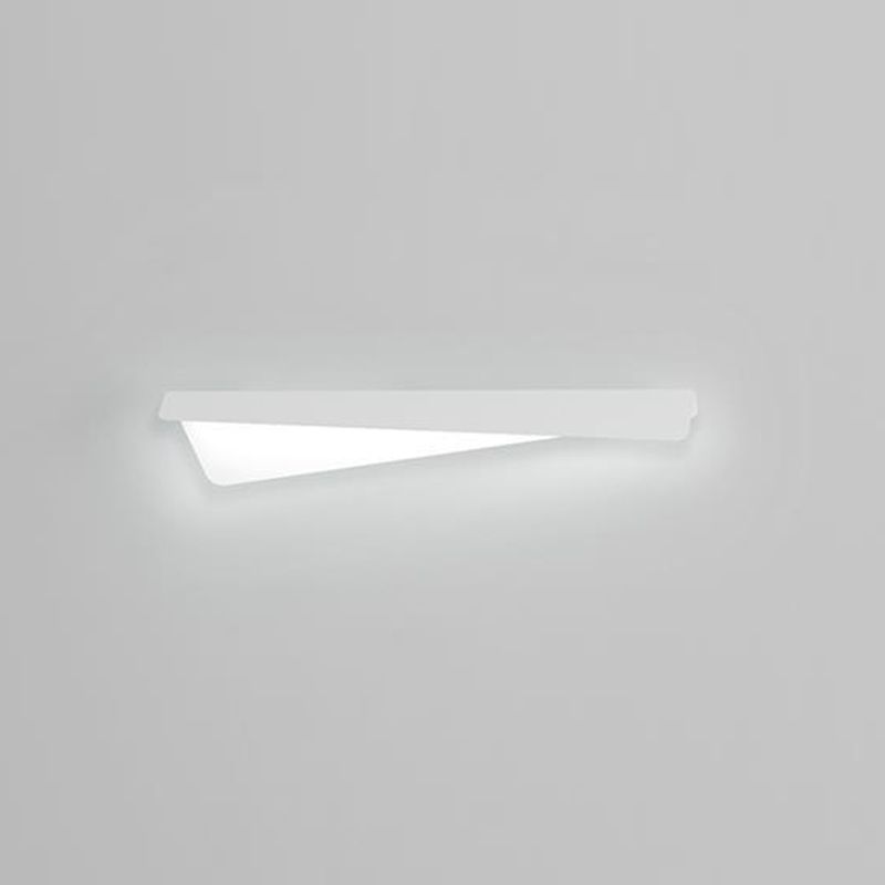 Geometric Wall Lighting Modern Metal 1 Light Wall Sconce in White