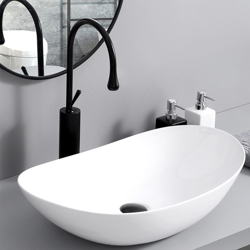 Contemporary Bathroom Sink with Single Faucet Hole Solid Color Oval-Shape Vessel Sink