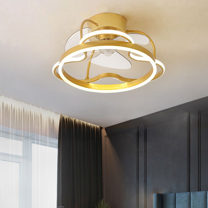 Aluminium Halo Halo Halo-Flush Mount Lighting Minimalismus 3-Blade-LED-Deckenleuterleuchte mit Fernbedienung, 19,5 "breit
