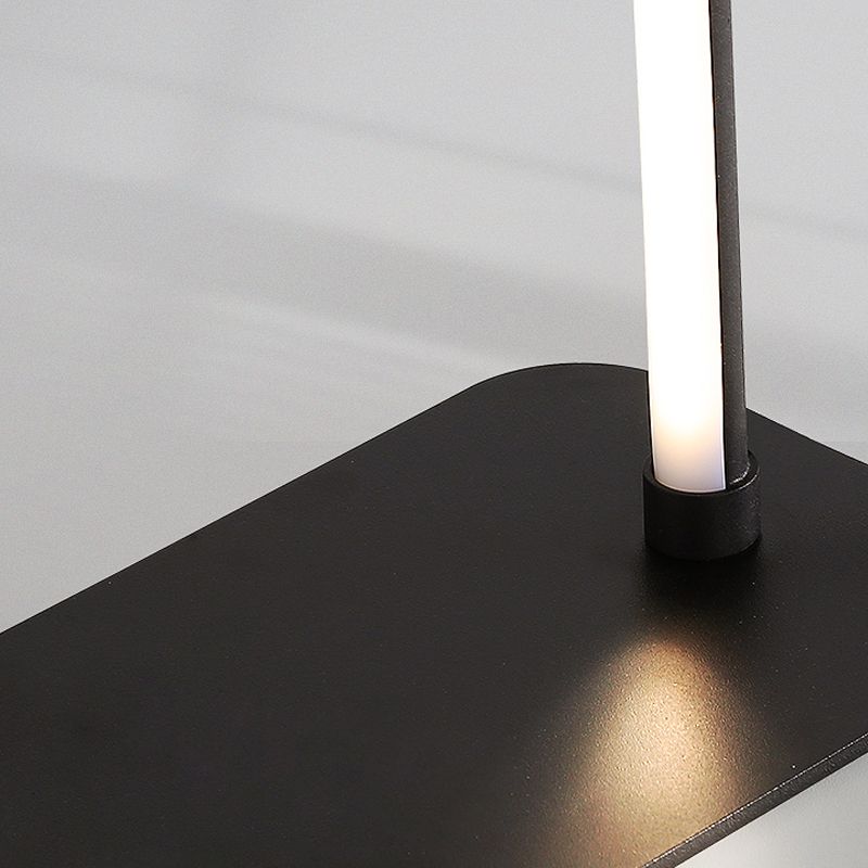 Noordse stijl LED -tafellamp moderne bureaulamp voor studieslaapkamer