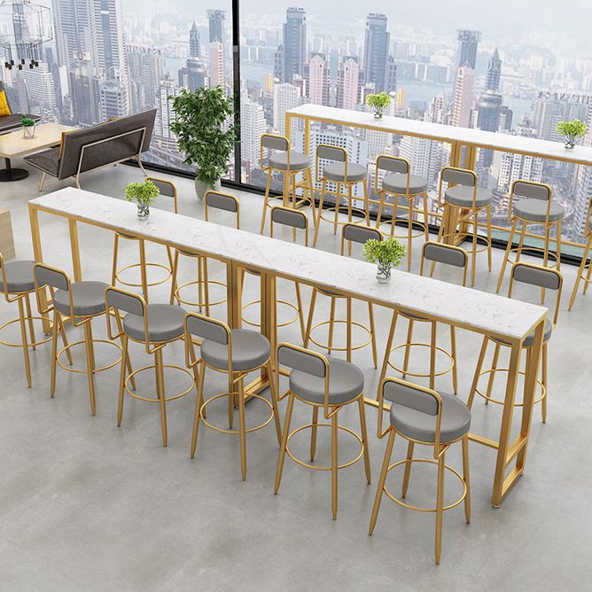 Mesa de barra de cóctel de mármol de estilo glamour de 42 pulgadas Mesa base de metal de altura