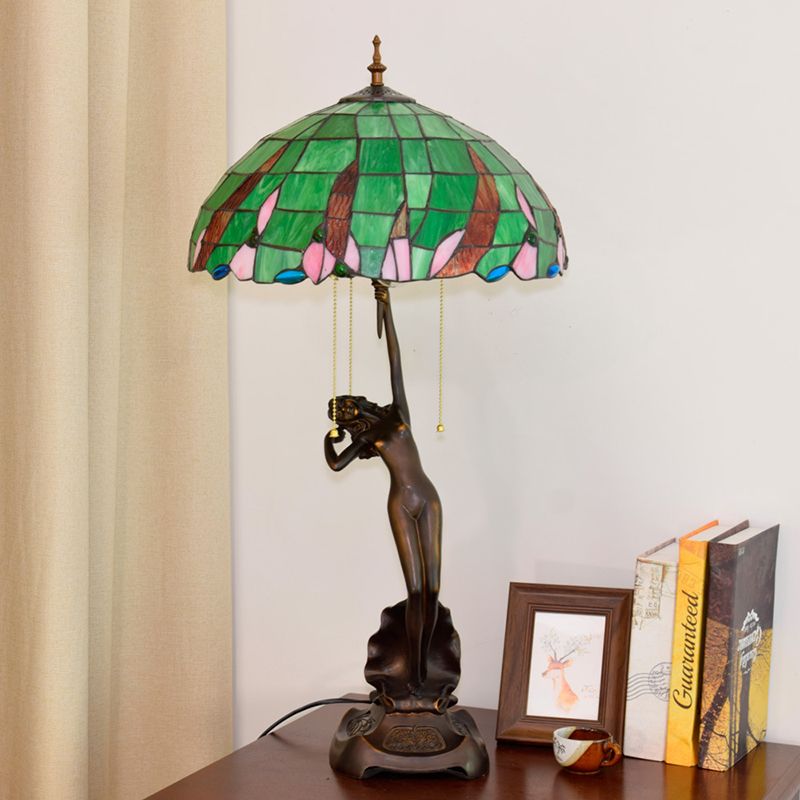 Caffè ballerino ballerino comodino leggero tiffany 3 lampadine in resina a catena a catena con tonalità in vetro verde