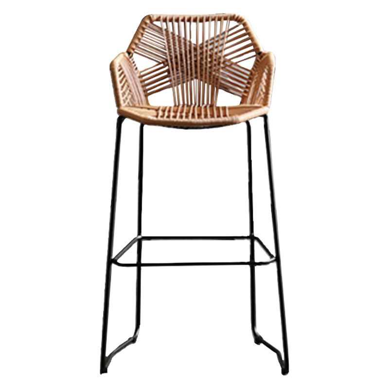 Scandinavian Plastic Rattan Bar Stool Armed Bucket Stool with Metal Legs