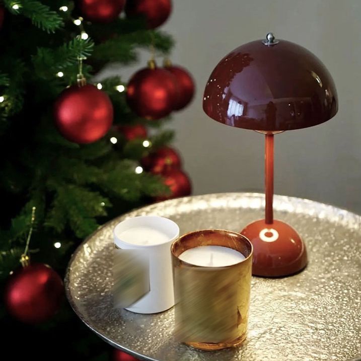 Domed Table Light Simplicity Style Metal Night Table Lamp for Bedside