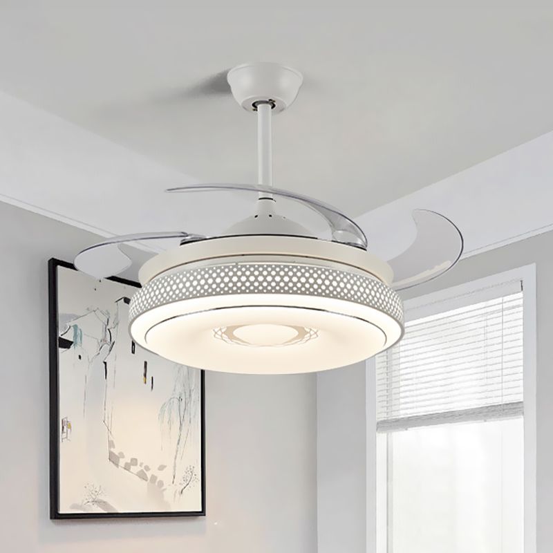 42 "brede witte ring plafond ventilatorlamp modernisme metaal led slaapkamer semi -spoelbevestiging met 4 heldere messen, externe/wandregeling/frequentieconversie en afstandsbediening