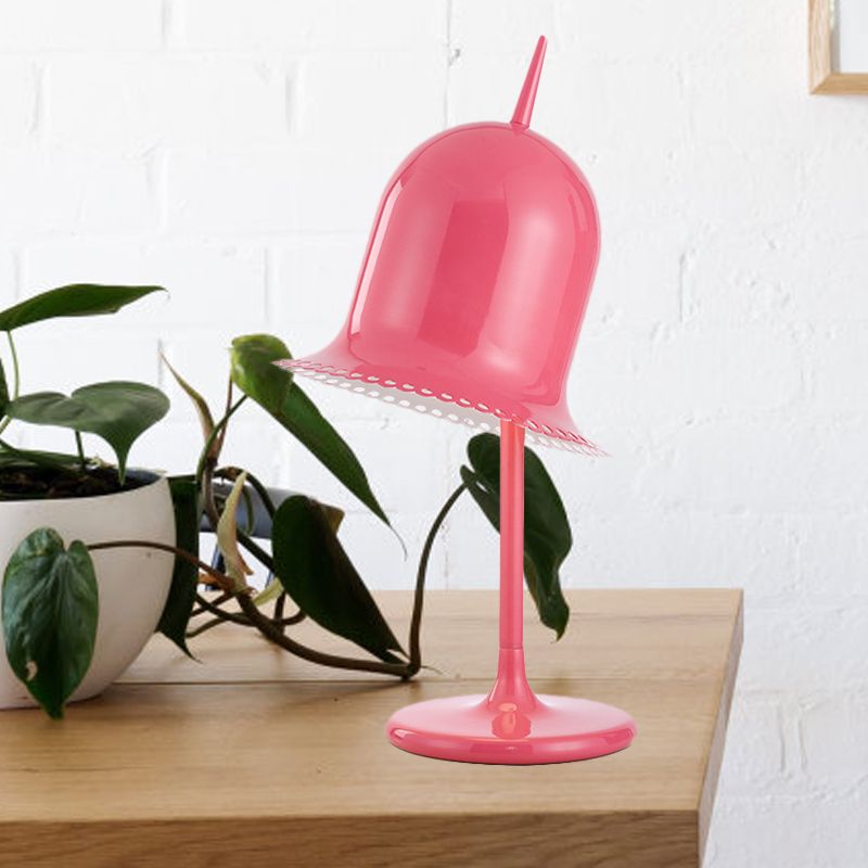 Lámpara de mesa de acabado de color rosa/amarillo de luz nocturna de un solo dormitorio con tono de metal en forma de campana
