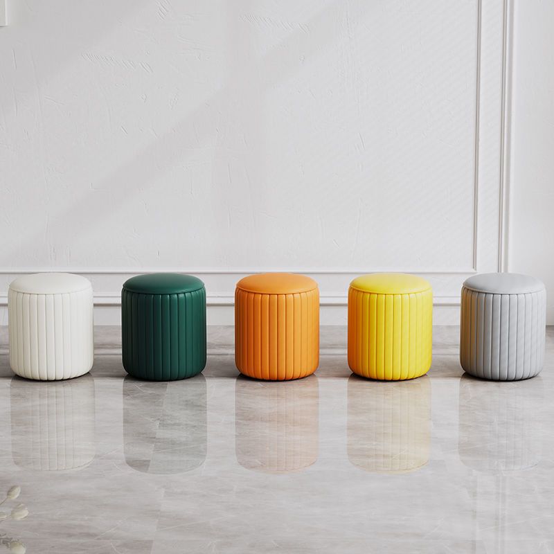 Modern PU Leather Pouf Chair Plain Cylinder Shape Tear Resistant Couch Ottoman