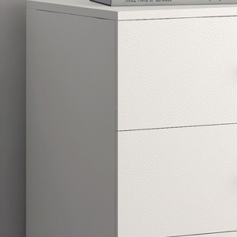 15.6-inch Width Glam Storage Chest Manufactured Wood Dresser