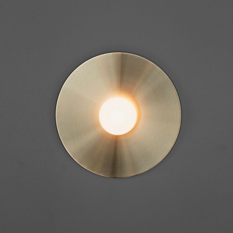 Simplicity Circle Wall Light Fixture Metal 1 Light Bedside Wall Mounted Lamp in Gold