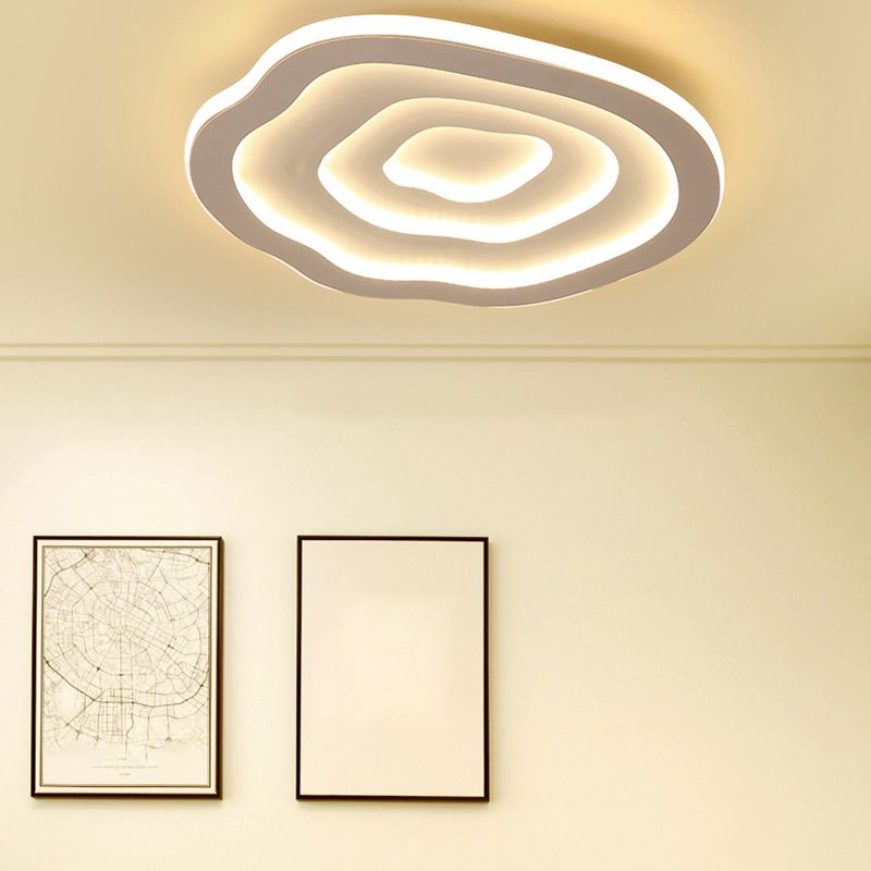 Witte Metalen Plafondlicht Lamp Moderne Stijl Cloud Flush Mount Plafondlicht Verlichting