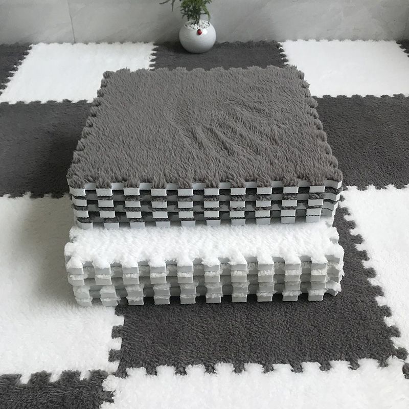 Fade Resistant Carpet Tile Solid Color Interlocking Carpet Floor Tile
