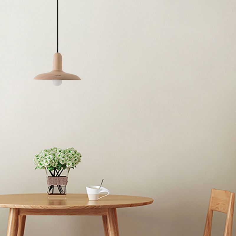 Simplicidad contemporánea Luz de techo de granja con sombra de madera