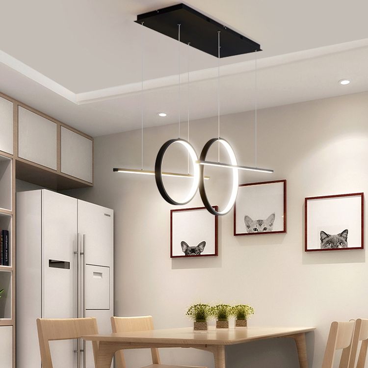 Einfacher helles helles schwarzes 4-Licht-Metallanhänger-Beleuchtungskörper für Esszimmer