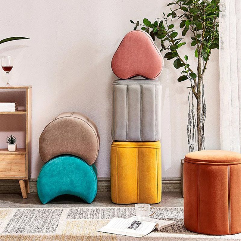 Solid Color Fabric Standard Stool Modern Simple Heart-Shaped Upholstered Footstool