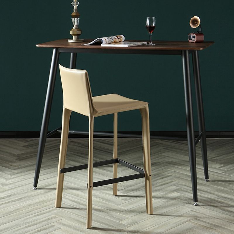 Taburete de bar de cuero para cafetería, reposapiés rectangular, respaldo bajo, altura de mostrador, 1 pieza