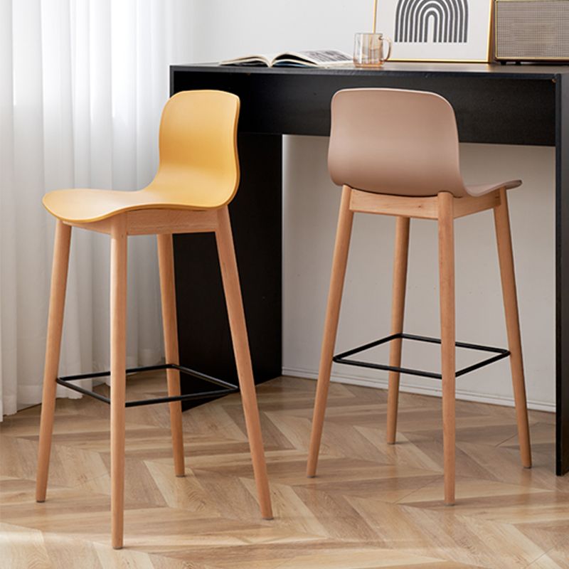 Nordic Backrest Armless Counter Stool Wooden Cafe Bar Stool with Plastic Cushion