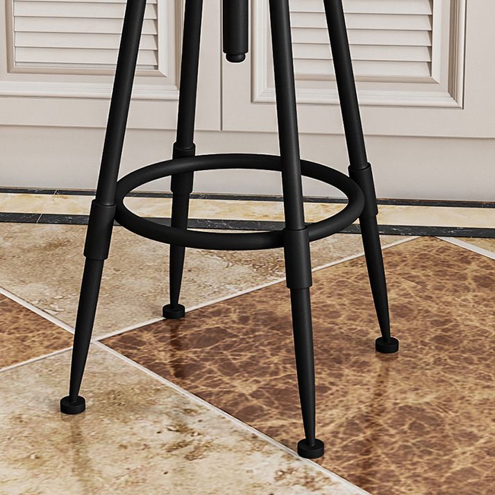 Industrielle armlose hingelbare Counterhocker Iron Restaurant Barhocker mit Pedal