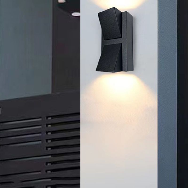 Geometric Wall Mounted Lamp Contemporary Metal Wall Lighting Idea