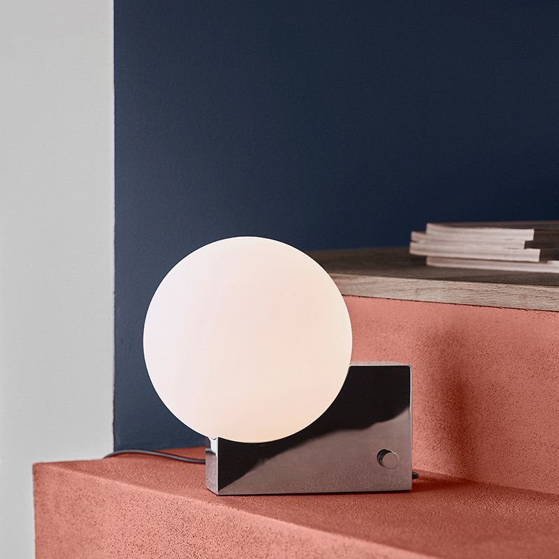 Plan de pared LED LED de hierro forjado en moderna luz de pared de vidrio esmerilado de estilo creativo para sala de estar