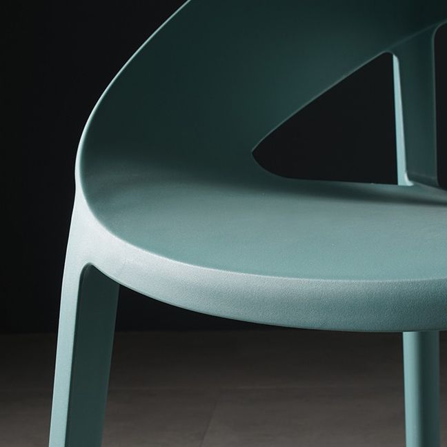 Plástico de estilo minimalista que cena la parte posterior abierta de la silla sin brazos que cena la silla lateral
