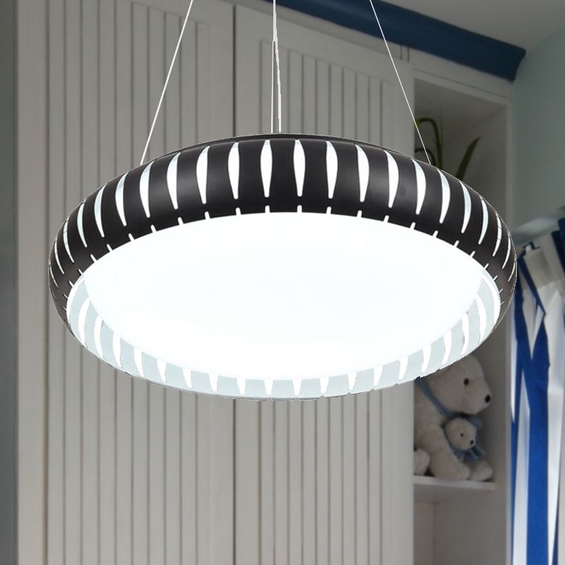 Lámpara moderna de metal de metal de techo redondo LED/negro/blanco en luz cálida/blanca/natural, 18 "/22" de ancho