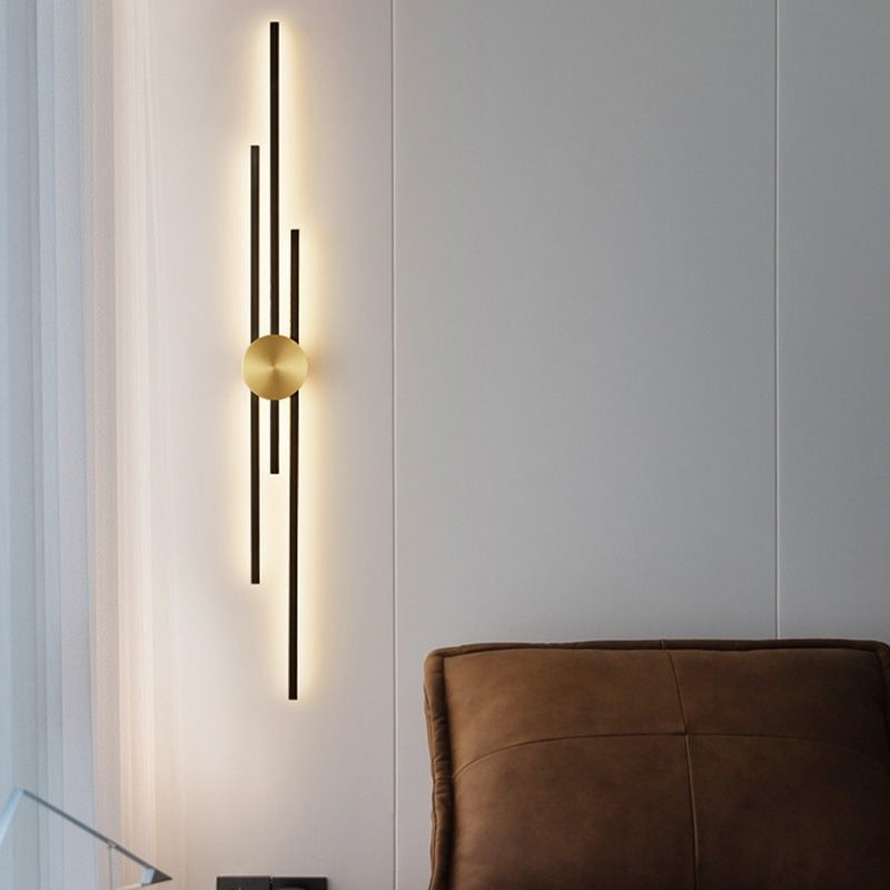 Moderne geometrische Wandleuchte mit mehrköpfiger Wohnzimmerwandhalterung mit Metallschatten