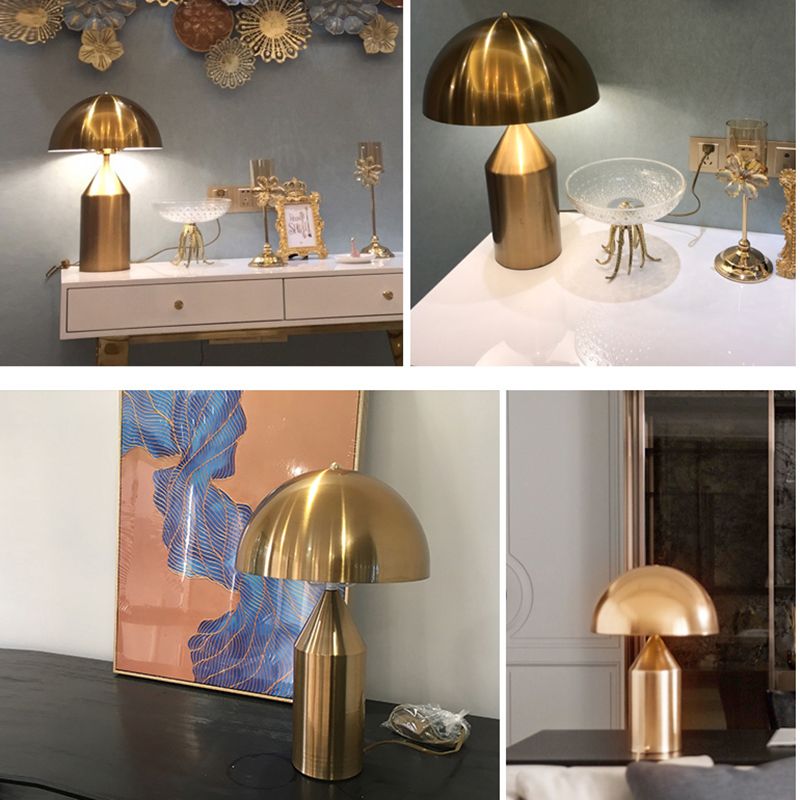 Nächte und Lampe für das Schlafzimmer mit Metallpilz-Look-Tisch-Leuchtfestigkeit und Lampe