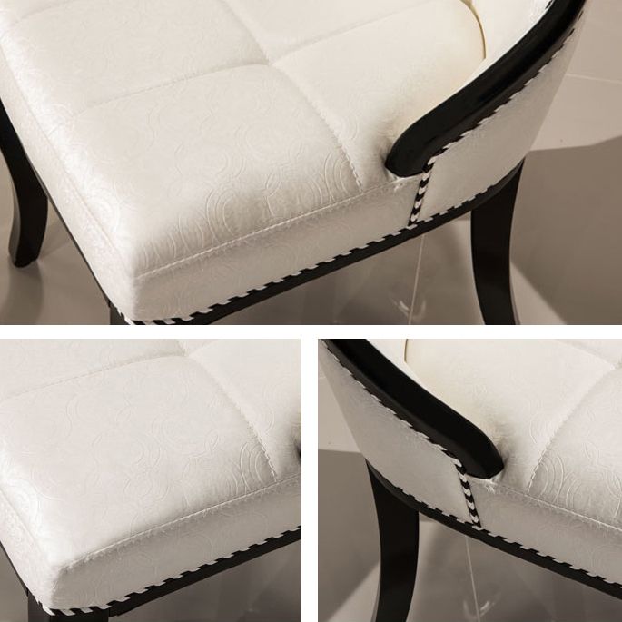 Chaise latéral sans bras rembourrée de style Scandinave Chaise de restauration à dos solide pour usage à domicile