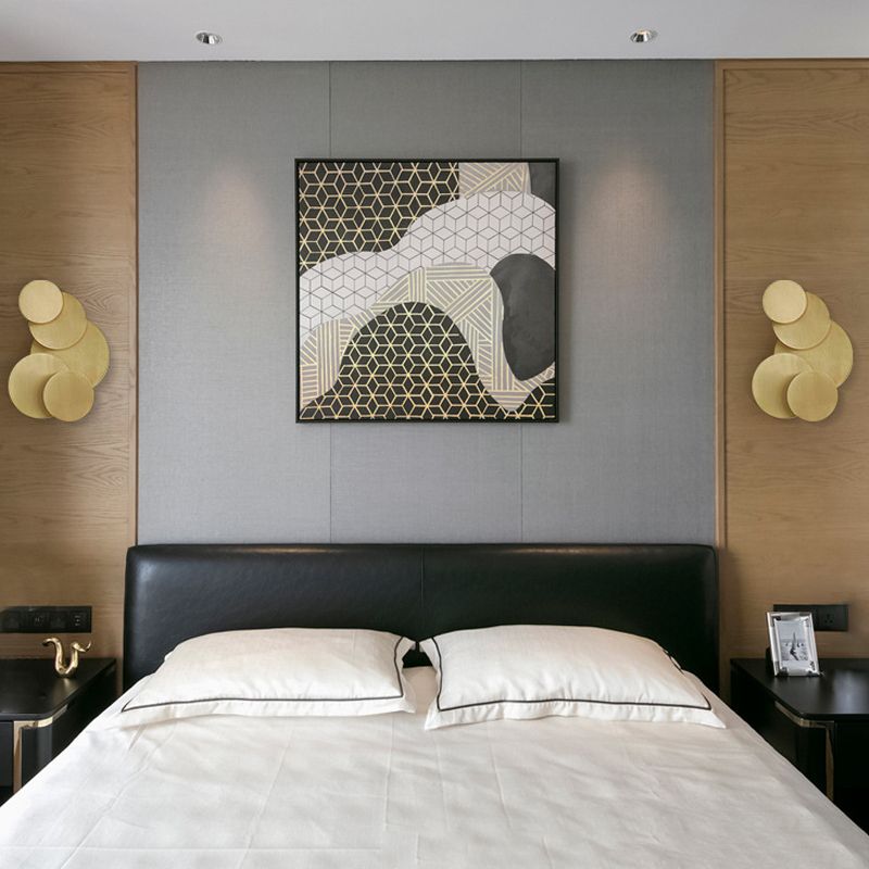 Metallic Disc Wall Mounted Lighting Minimalist 2-Light Brass Finish Sconce Light Fixture