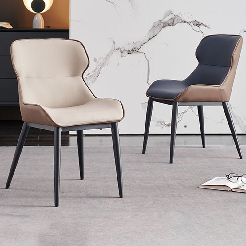 Chaise de salle à manger contemporaine en métal, chaise d'appoint en similicuir pour usage domestique (Ensemble de 2)