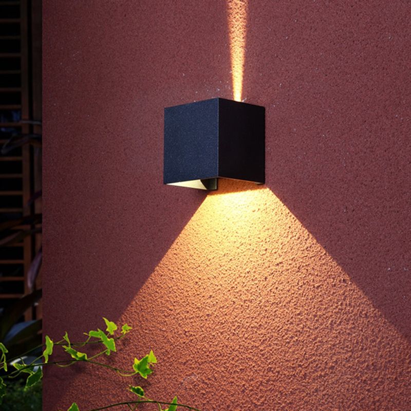 Simplicité Éclairage mural à LED Pince d'éclairage mural carré avec nuance en métal