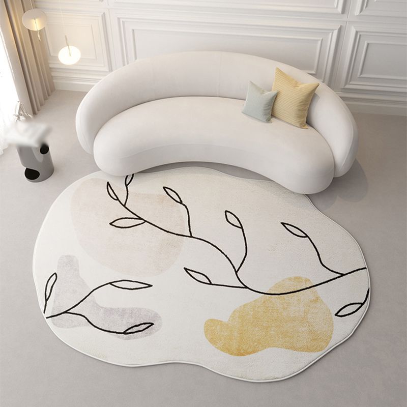 Casual Abstract Area Carpet Yellow Polyester Carpet Non-Split Rug for Indoor Room