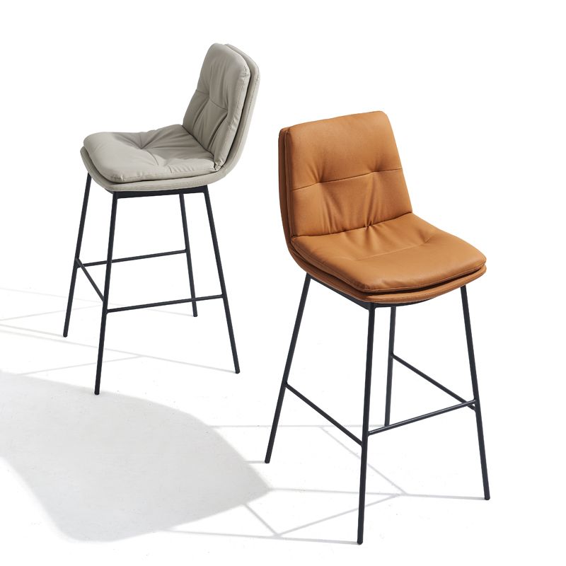 Contemporary Metal Leather Bar Stools Indoor Barstool with Iron Legs and Footrest