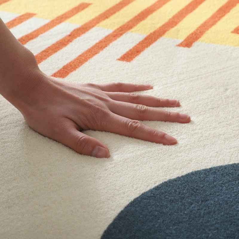 Red Modern Indoor Rug Blending Mushroom Area Rug Washable Rug for Home Decor