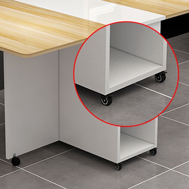 Mesa de comedor de estilo de mediados de siglo rectángulo de madera para usar en el hogar