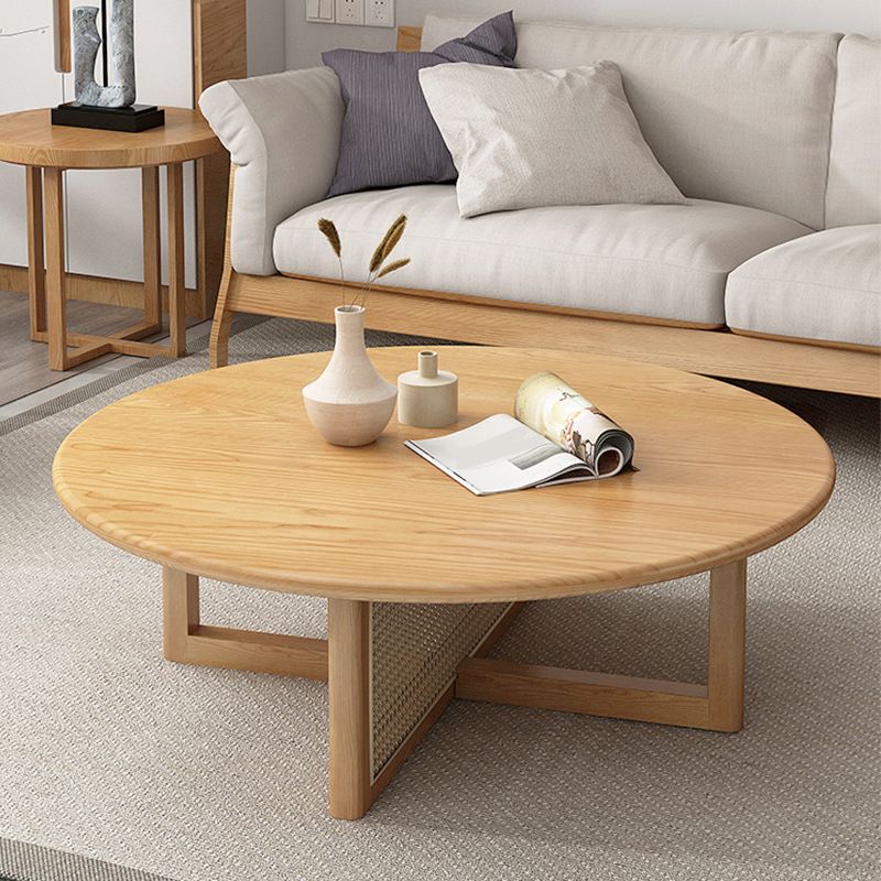Scandinavian Round Coffee Table with Cross Legs in Pine Wood